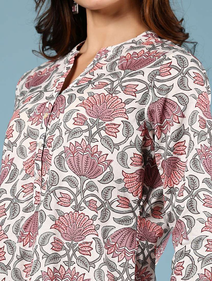 women floral printed three quarter sleeve straight kurta - 22166545 -  Standard Image - 5
