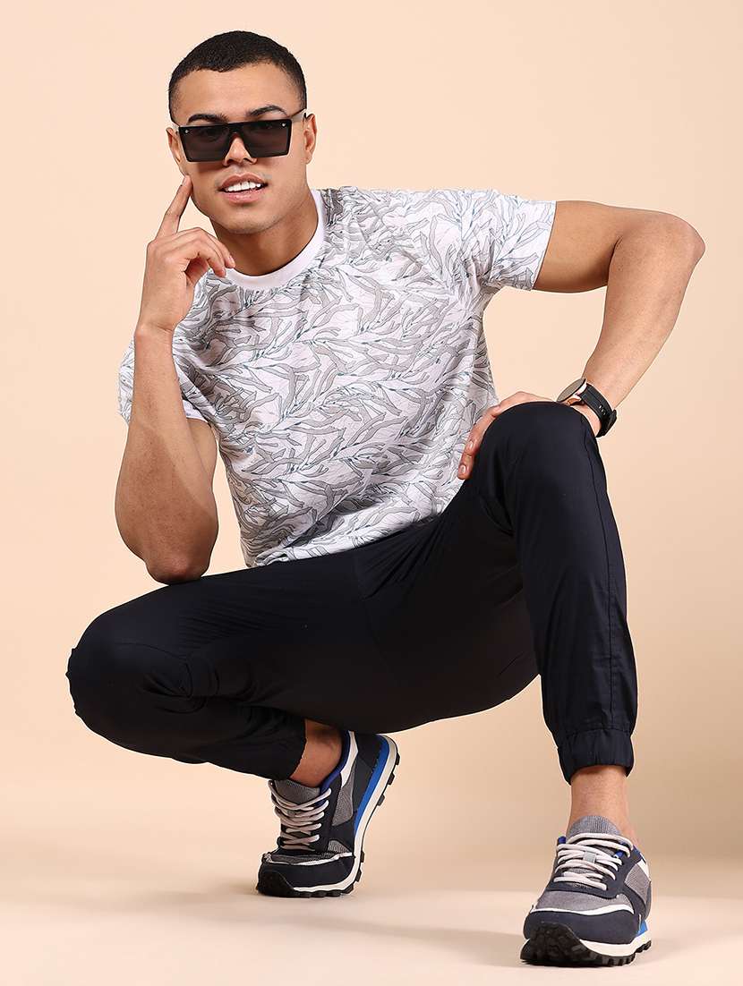 men solid mid rise regular fit jogger - 22167316 -  Standard Image - 5