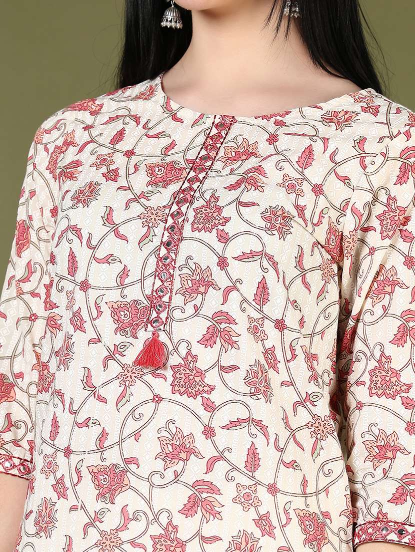 women floral printed three quarter sleeve straight kurti - 22167501 -  Standard Image - 5