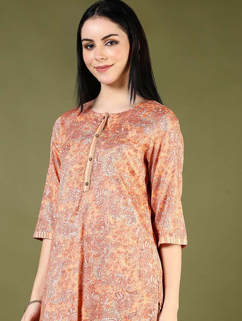 women three quarter sleeve kurta and pant set - 22167727 -  Standard Image - 3
