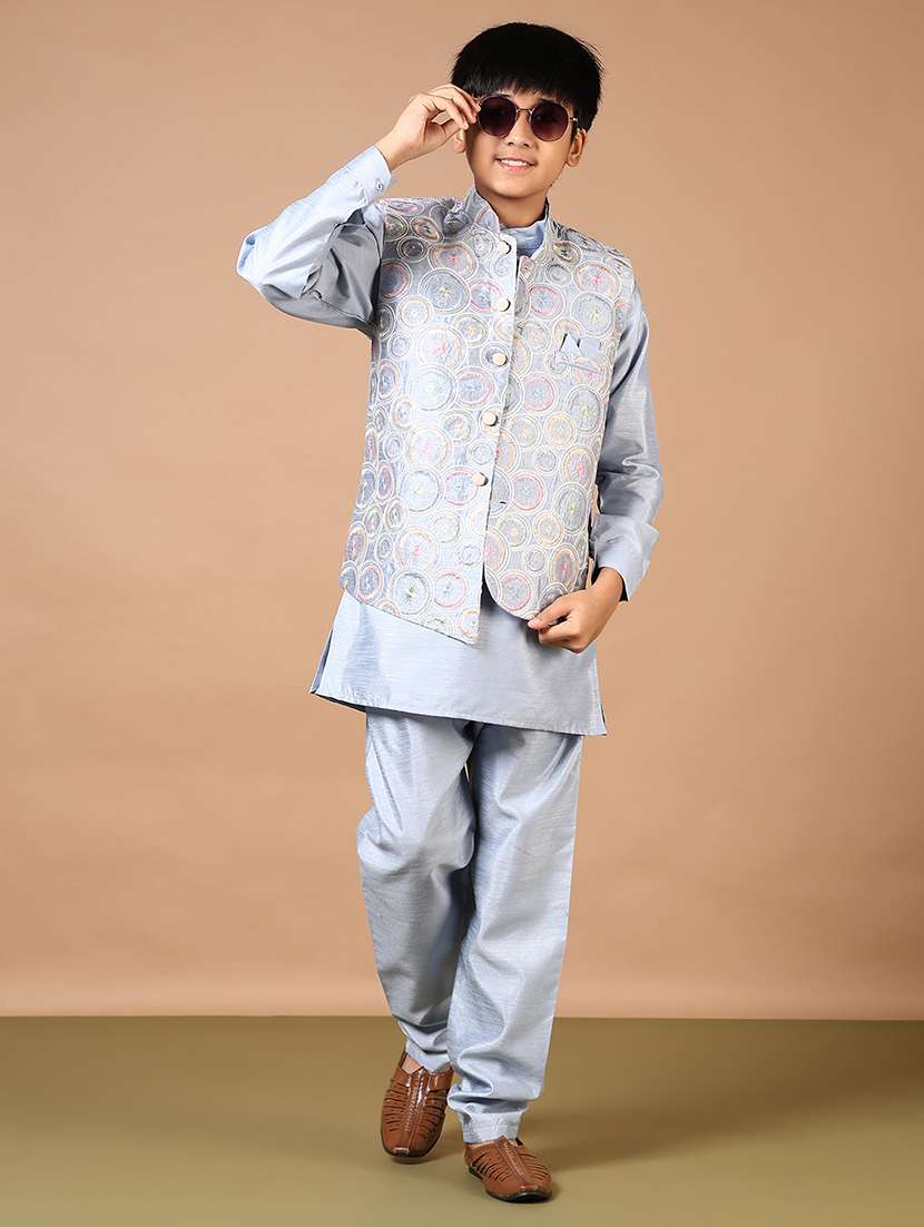 boys embroidered kurta and pyjama set with jacket