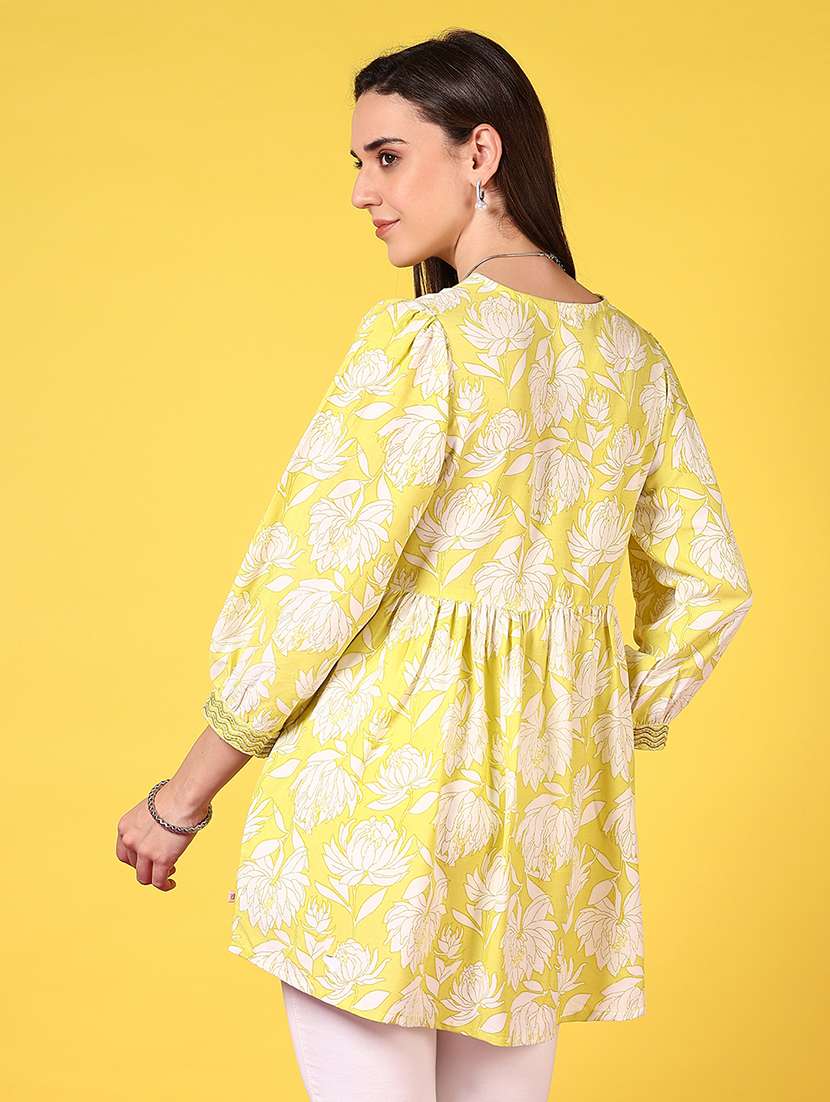 women floral printed three quarter sleeve flared kurti - 22168009 -  Standard Image - 3