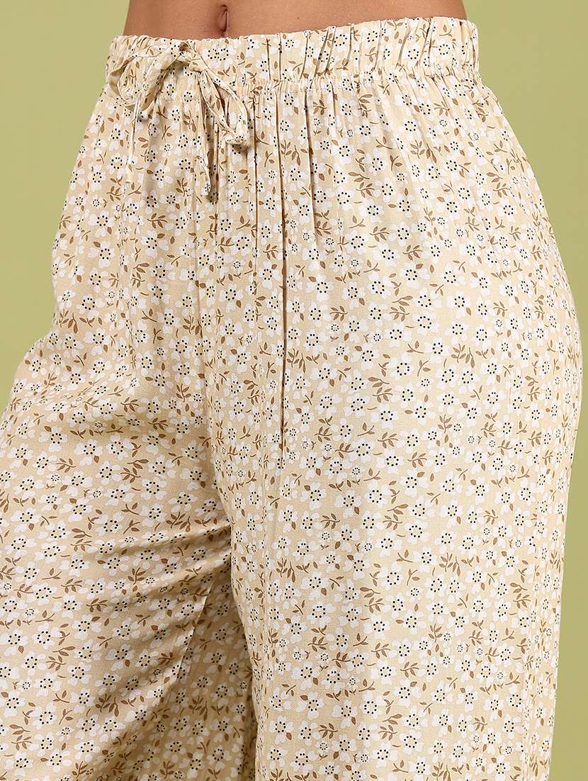 women printed mid rise relaxed fit capri - 22168529 -  Standard Image - 5