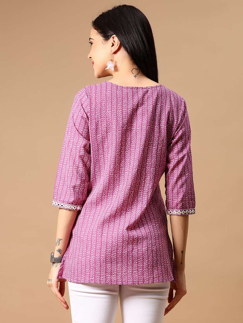 women printed three quarter sleeve straight kurti - 22168537 -  Standard Image - 3