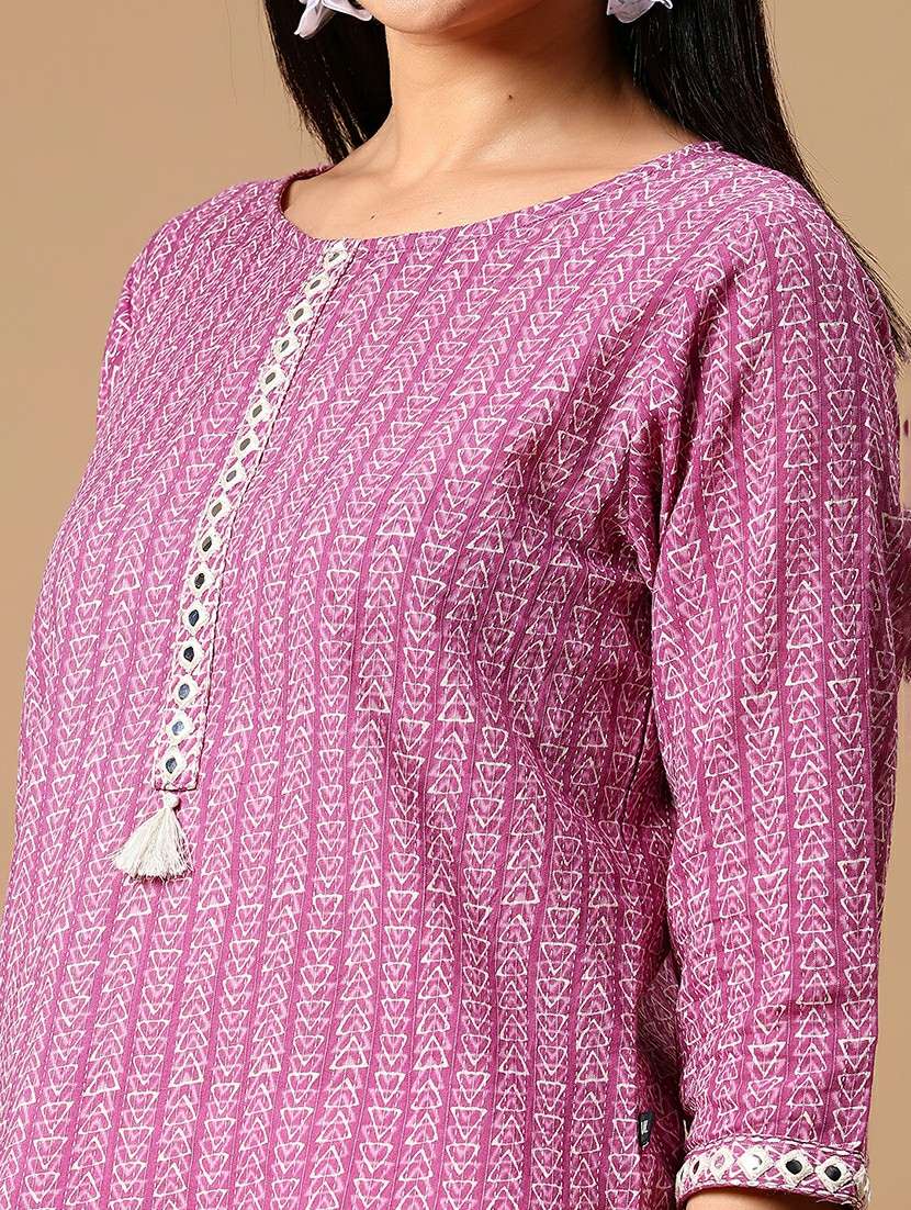 women printed three quarter sleeve straight kurti - 22168537 -  Standard Image - 5