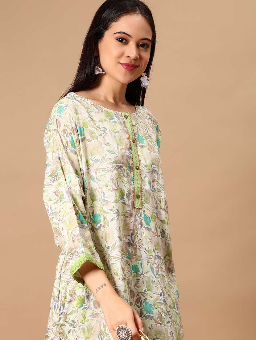 Women Floral Printed Three Quarter Sleeve Kurta Pant Set - 22168576 -  Standard Image - 3