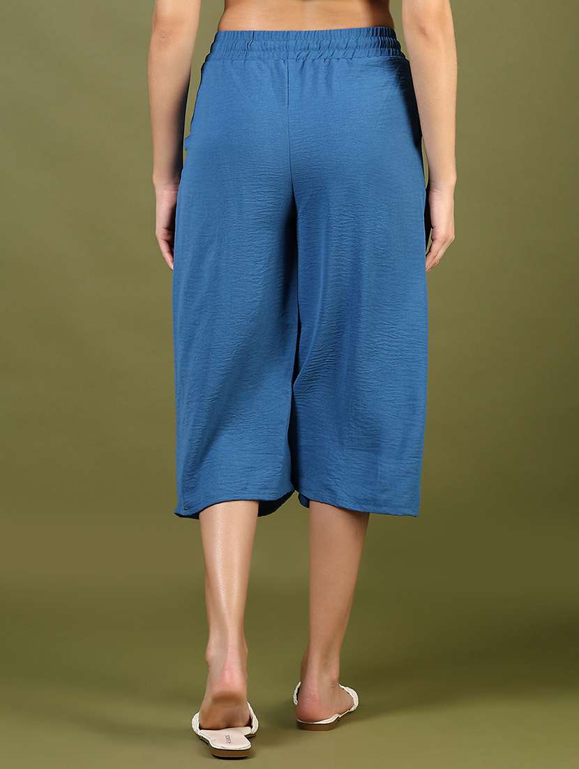 women solid mid rise relaxed fit capri - 22168667 -  Standard Image - 3