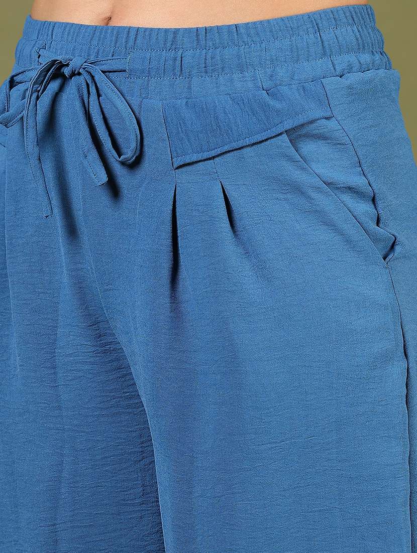 women solid mid rise relaxed fit capri - 22168667 -  Standard Image - 5