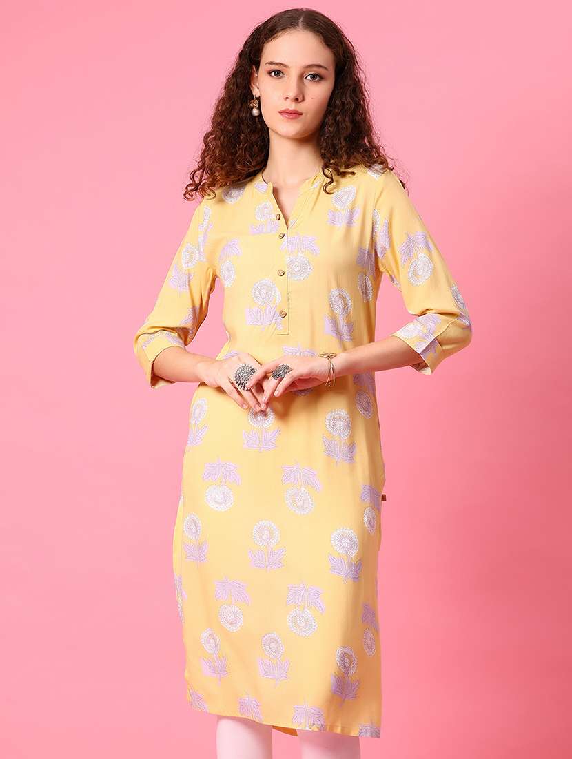 women floral printed three quarter sleeve straight kurta