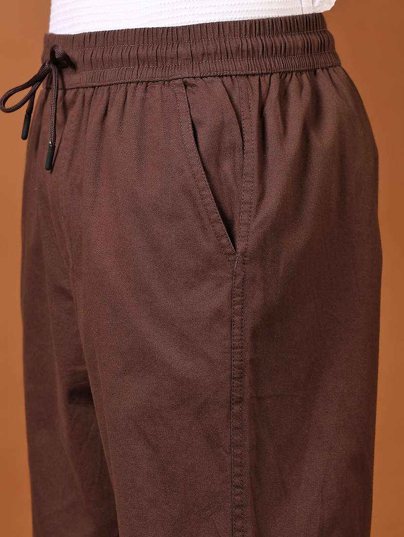 men solid mid rise relaxed fit jogger - 22168837 -  Standard Image - 5
