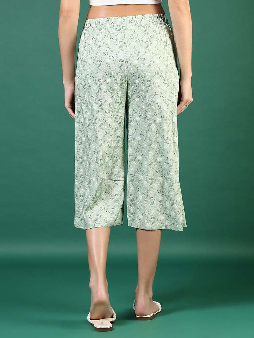 women printed mid rise relaxed fit capri - 22168877 -  Standard Image - 3