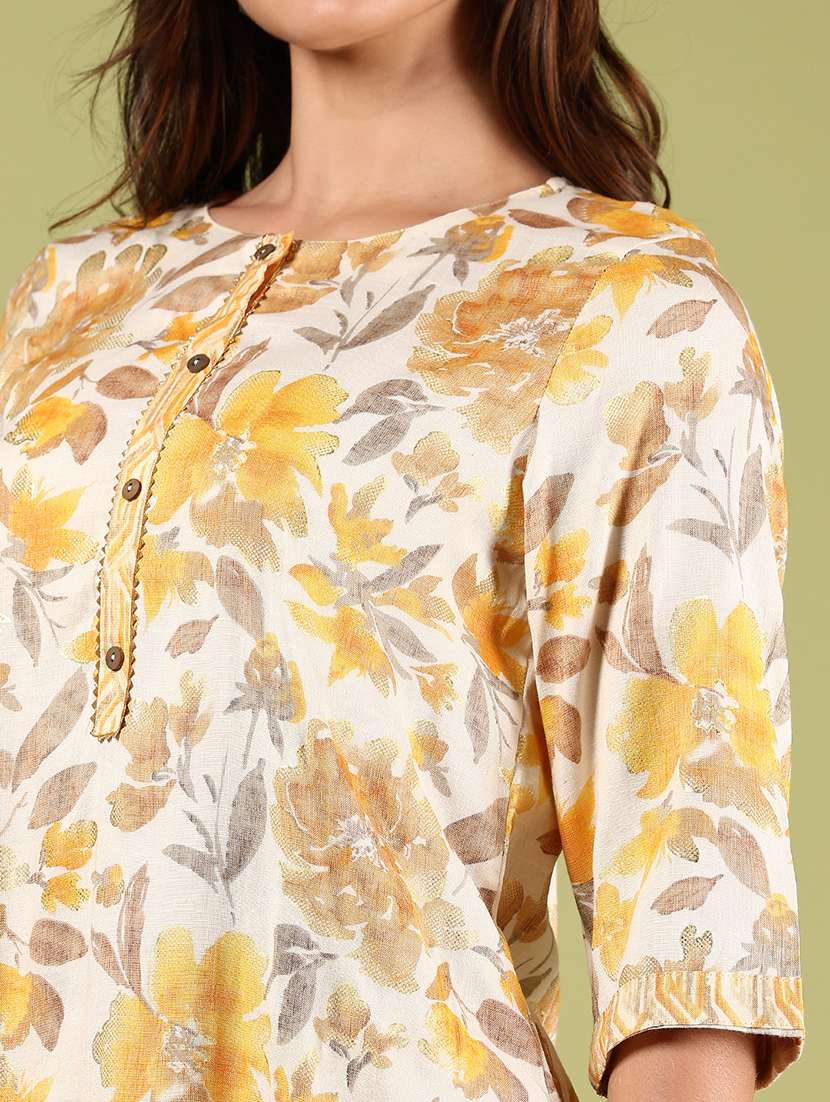 women three quarter sleeve kurta and pant set - 22168919 -  Standard Image - 5