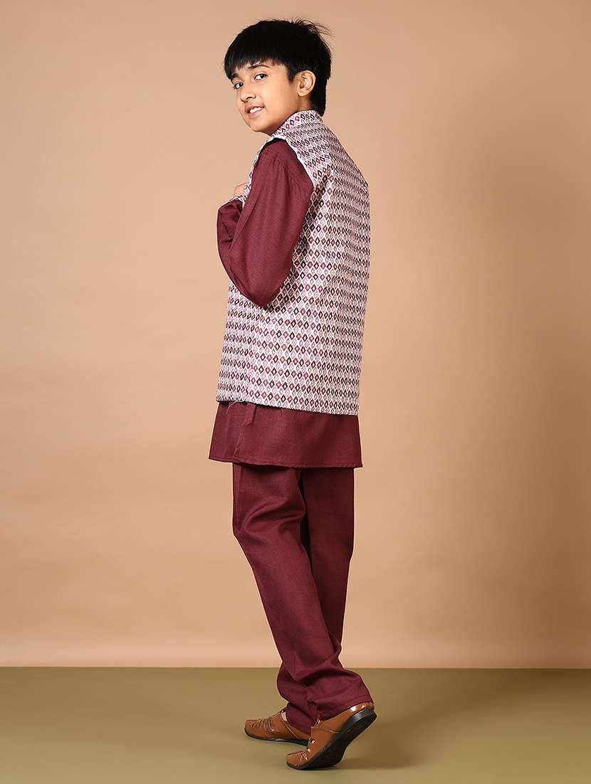 Boys Printed Long Sleeve Kurta And Pyjama Set - 22169941 -  Standard Image - 3
