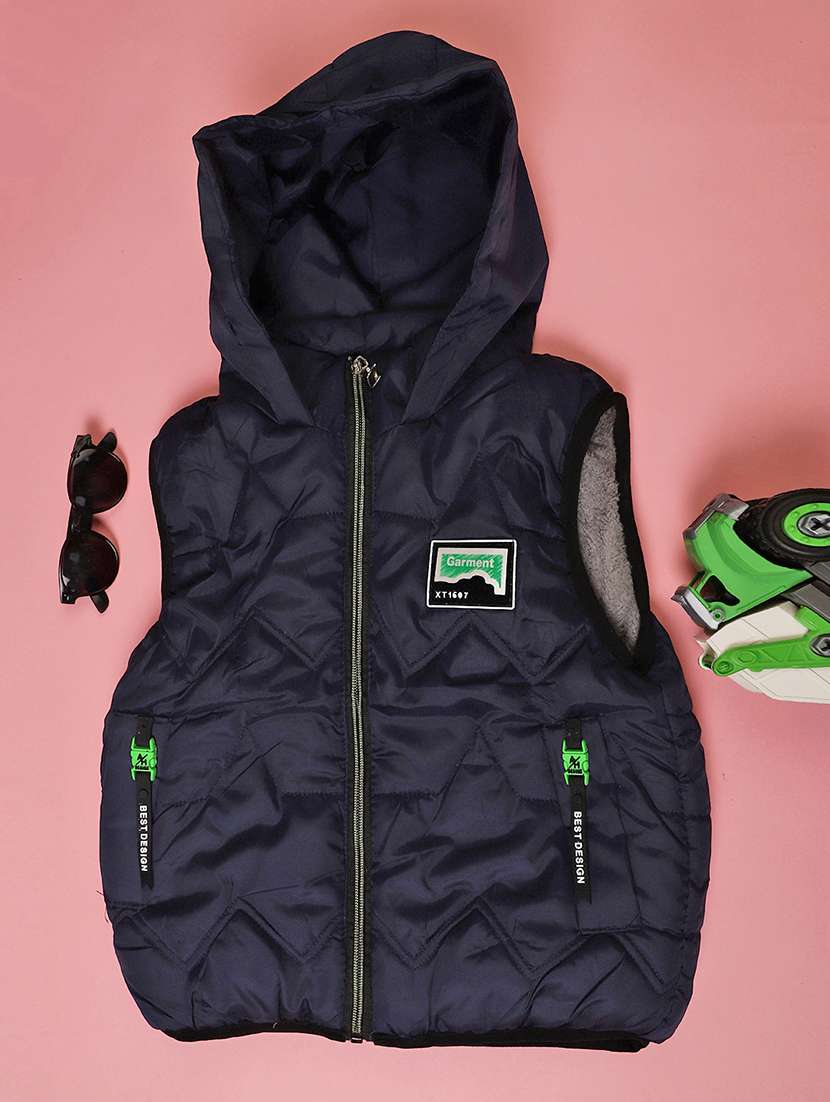 girls solid sleeveless hooded quilted jacket