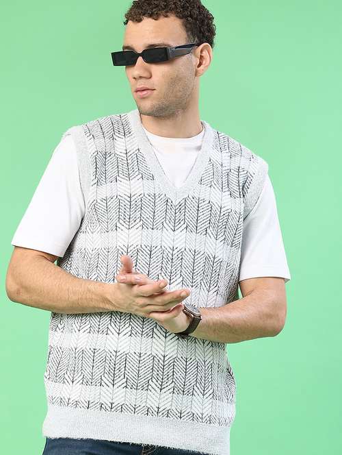 men self design sleeveless regular fit pullover  - 22171072 -  Standard Image - 0