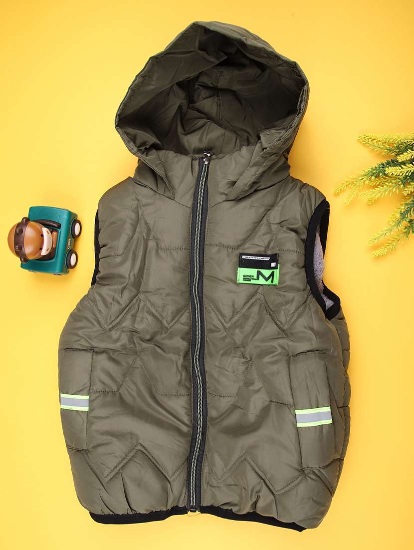 boys solid sleeveless hooded quilted jacket