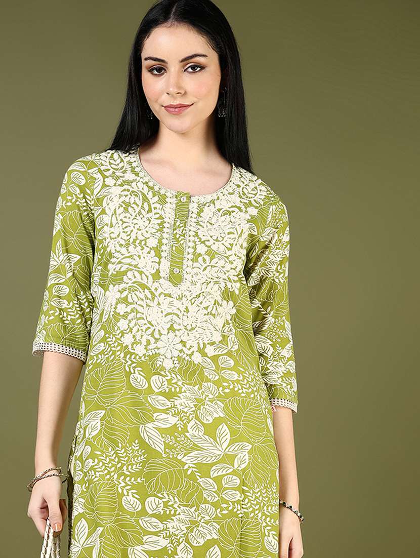 women floral three quarter sleeve kurta pant set - 22171396 -  Standard Image - 3