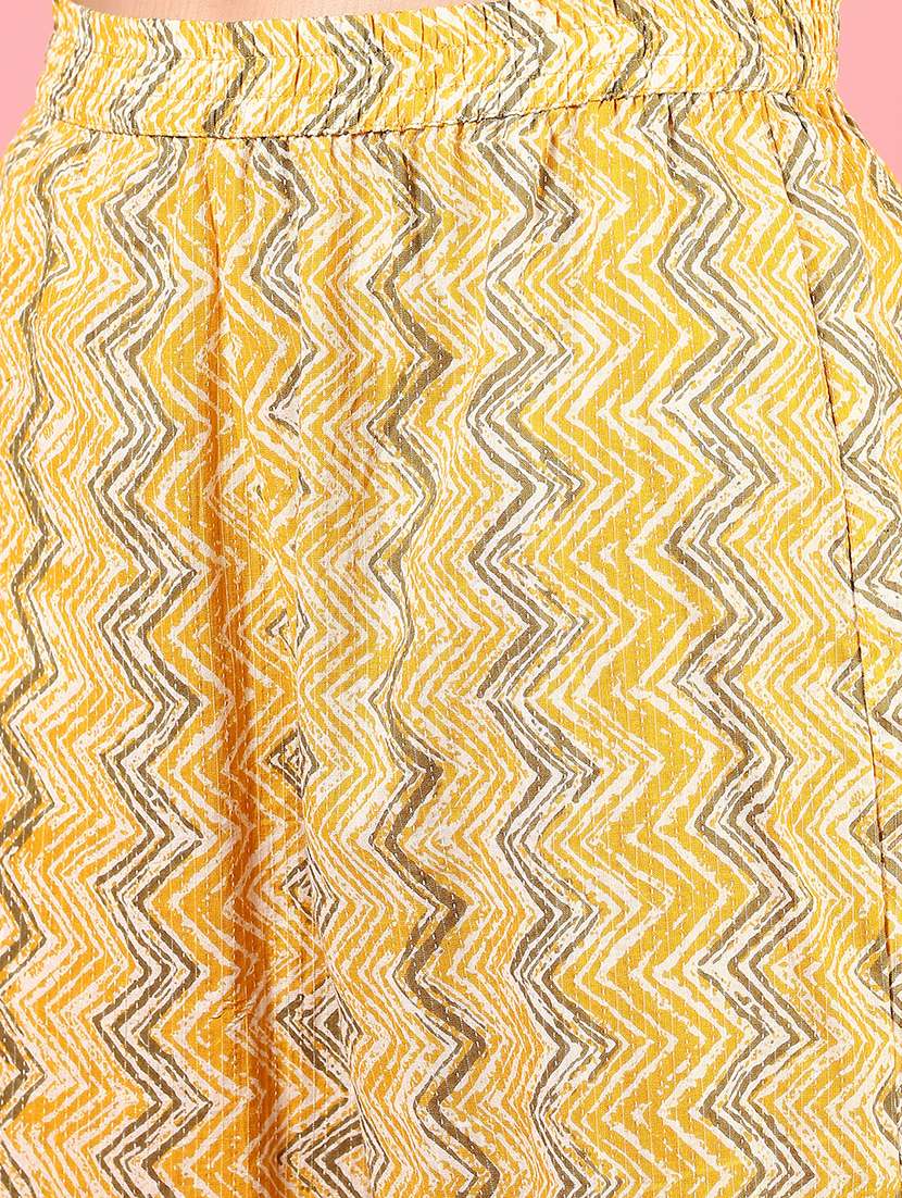 women floral three quarter sleeve kurta pant set - 22172007 -  Standard Image - 5