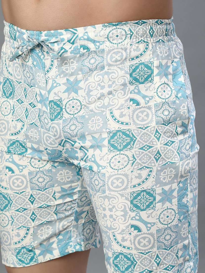 men printed mid rise shorts - 22172596 -  Standard Image - 5