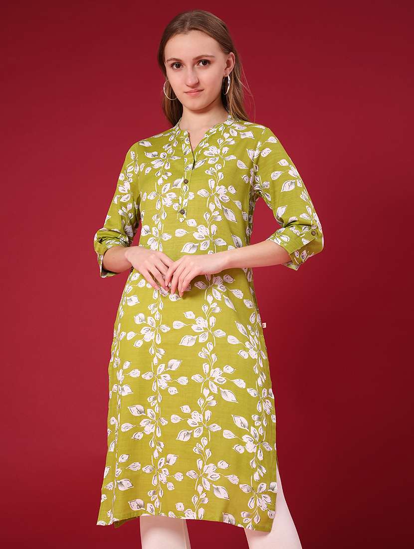 women printed three quarter sleeve straight kurta