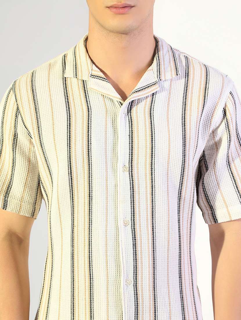 men striped shirt and shorts co-ord set - 22173631 -  Standard Image - 5