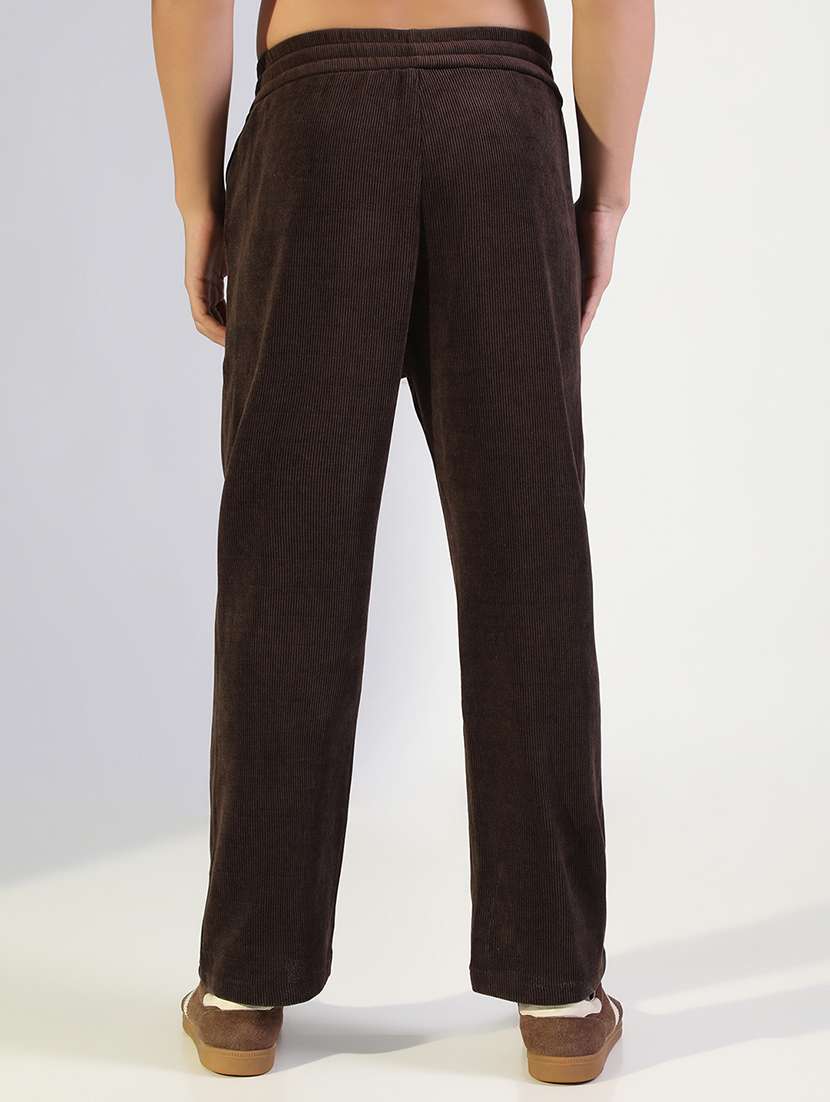 men solid mid rise straight fit chinos  - 22173633 -  Standard Image - 3