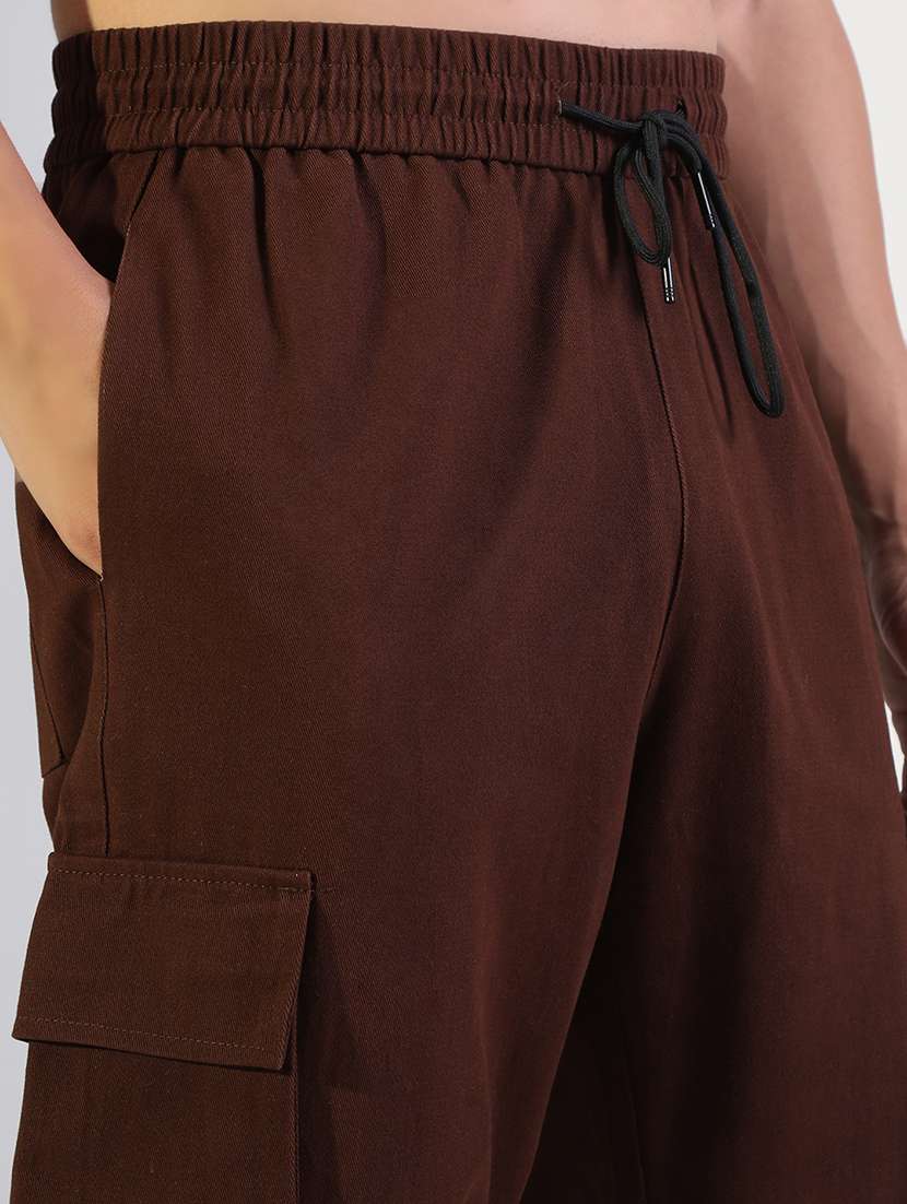 men solid mid rise relaxed fit cargo - 22173634 -  Standard Image - 5