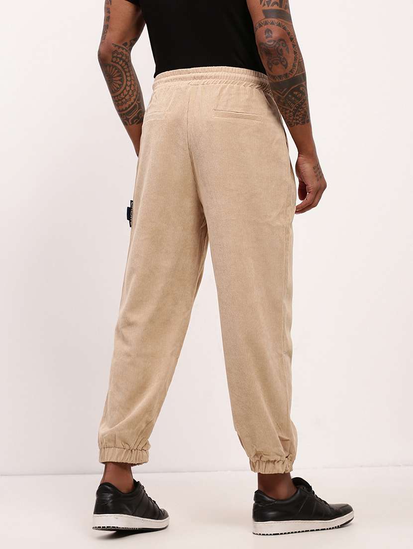 men solid mid rise relaxed fit jogger - 22173638 -  Standard Image - 3