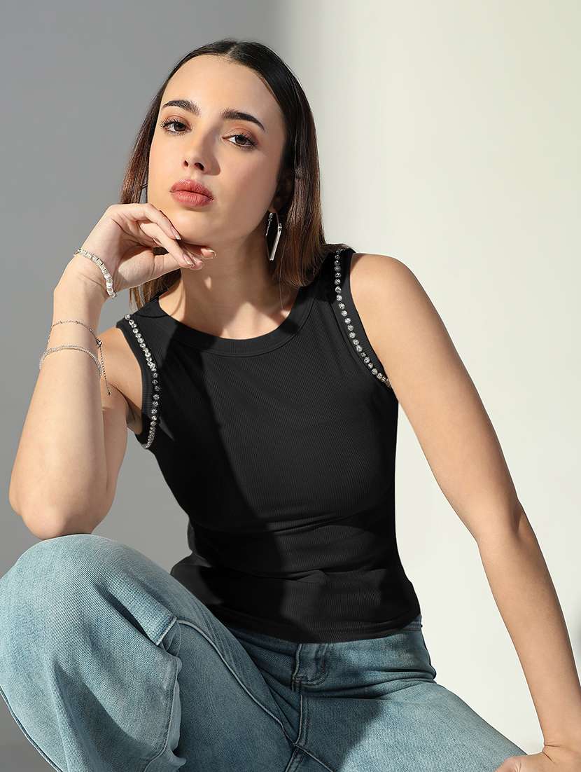 women black solid sleeveless blend tank top - 22173737 -  Zoom Image - 0