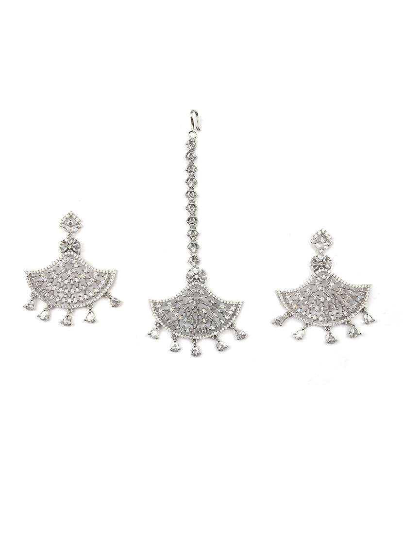 silver symmetrical earring-maangtika set - 22173794 -  Standard Image - 3