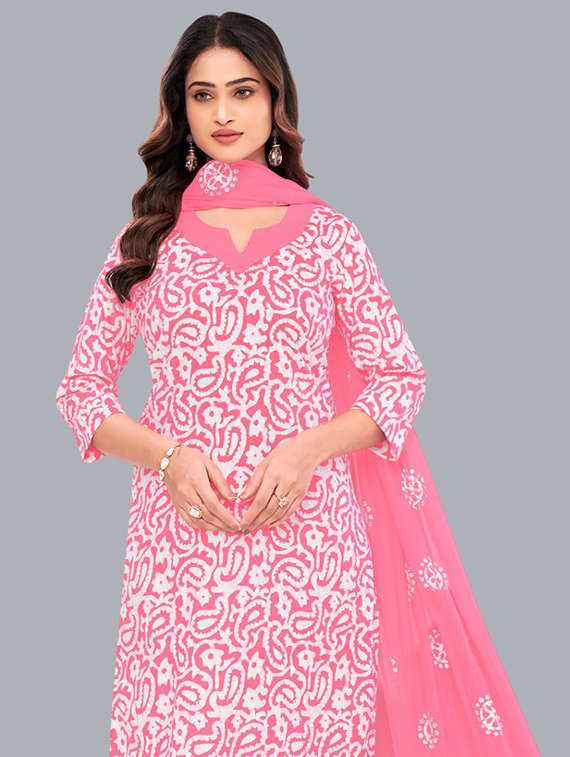 women batik printed three quarter sleeve kurta pant with dupatta set - 22173862 -  Standard Image - 3