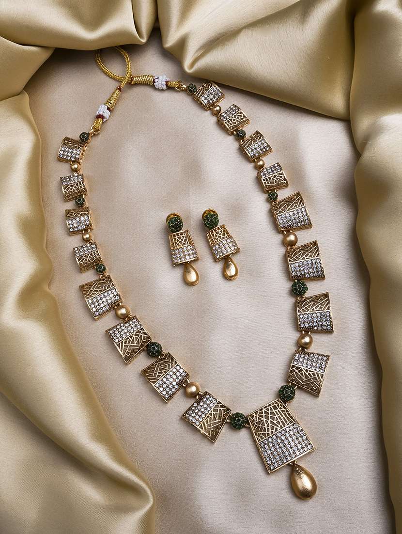 gold plated green embellished jewellery set