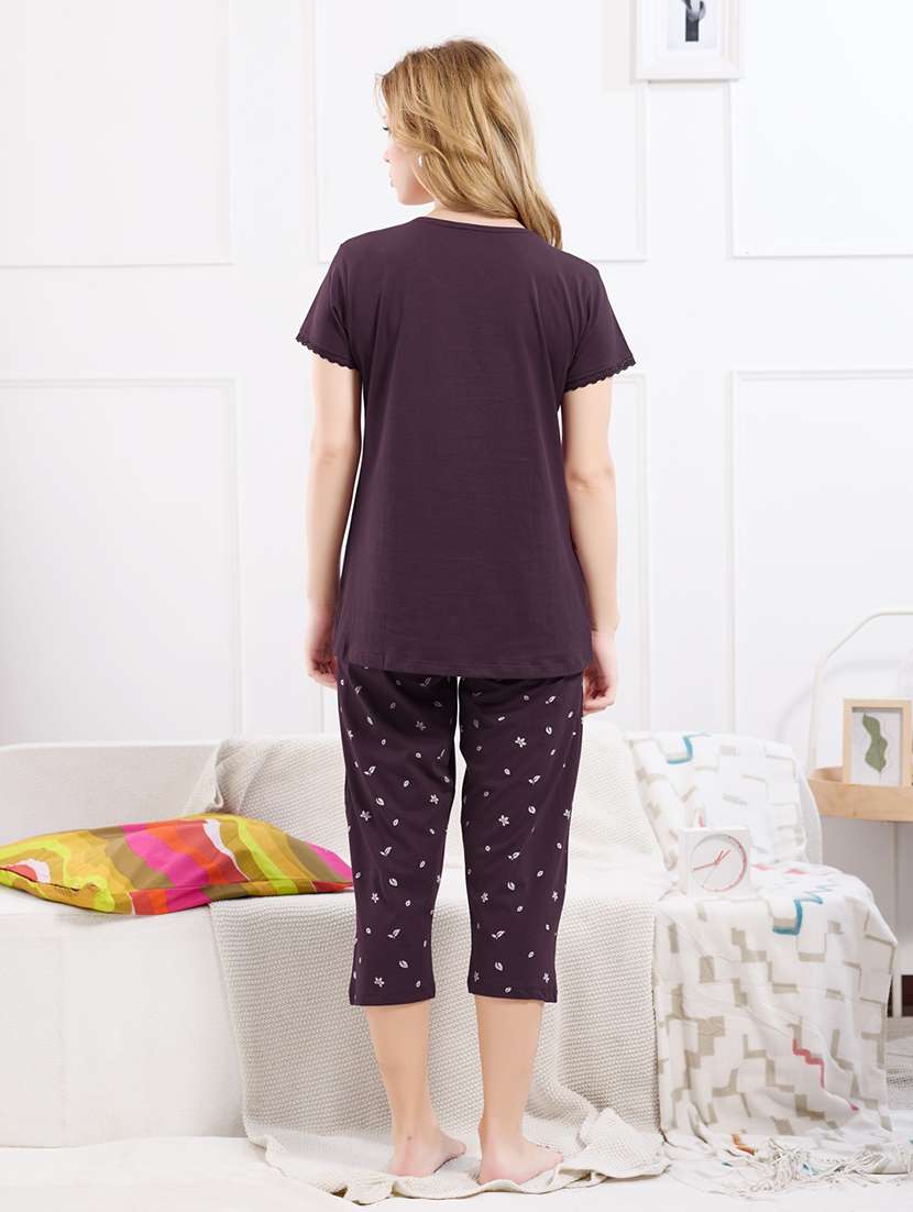 women printed nightwear capri set - 22173975 -  Standard Image - 3