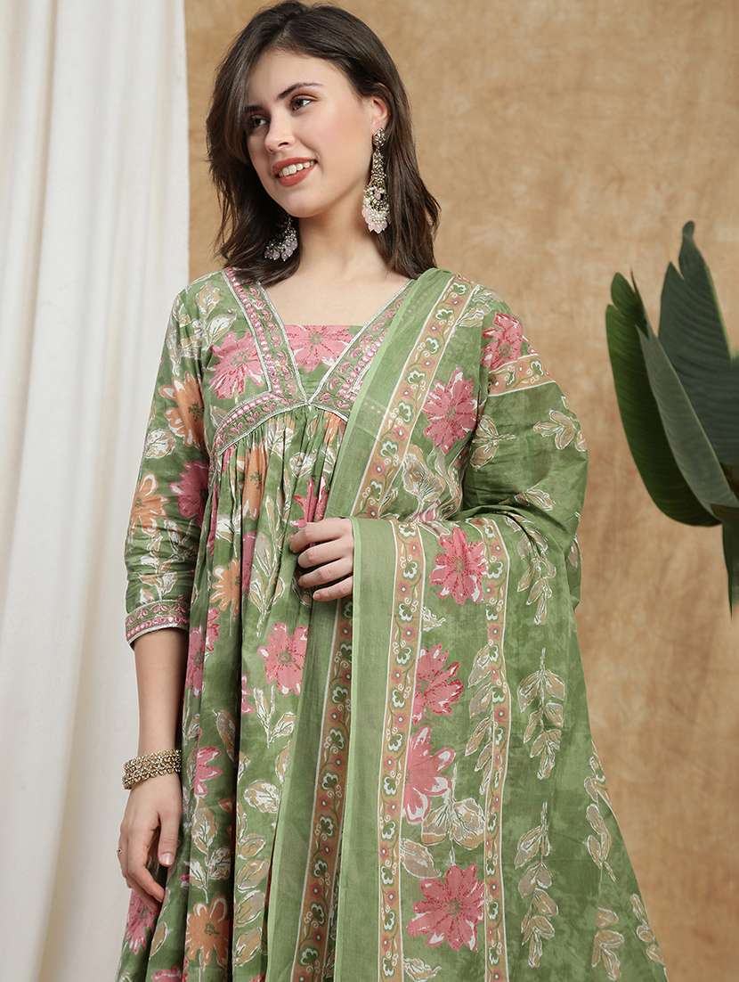 globus women green floral print v-neck embroidered gotta lace detail flared hem a-line kurta with pant & dupatta set - 22174002 -  Standard Image - 5