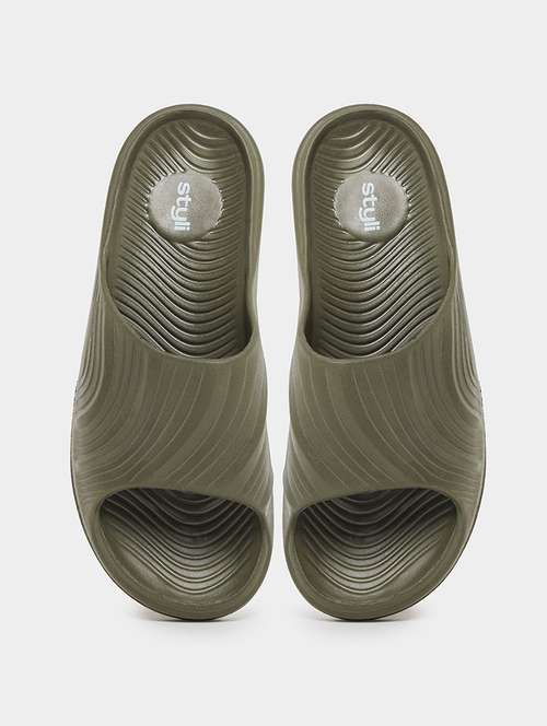 men solid slip on slider - 22174760 -  Standard Image - 0