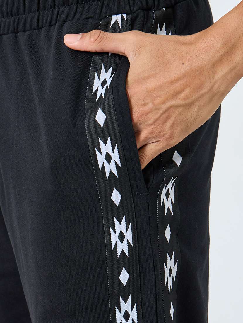 men tapered mid rise full length track pant - 22174782 -  Standard Image - 3