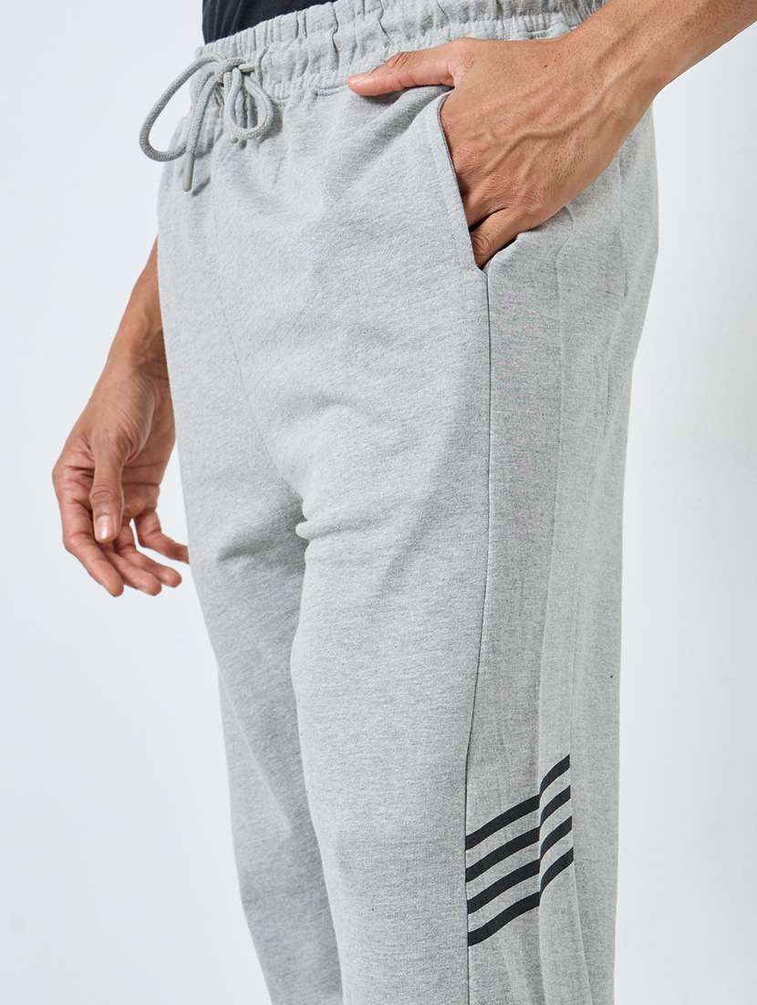 men solid mid rise full length track pant - 22174783 -  Standard Image - 3