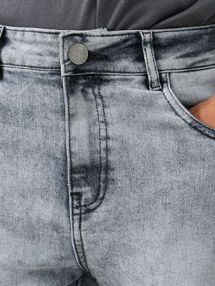 men solid mid rise slim fit jean - 22174792 -  Standard Image - 3