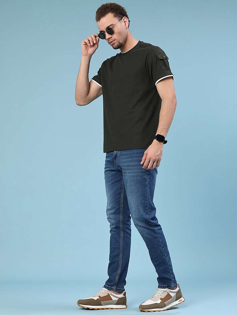 men black cotton blend plain t-shirt - 22175024 -  Standard Image - 3