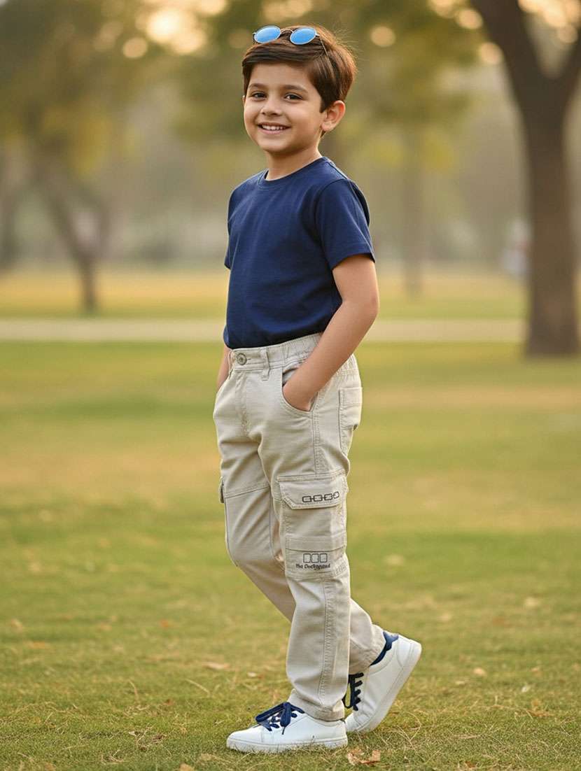 boys solid mid rise denim cargo