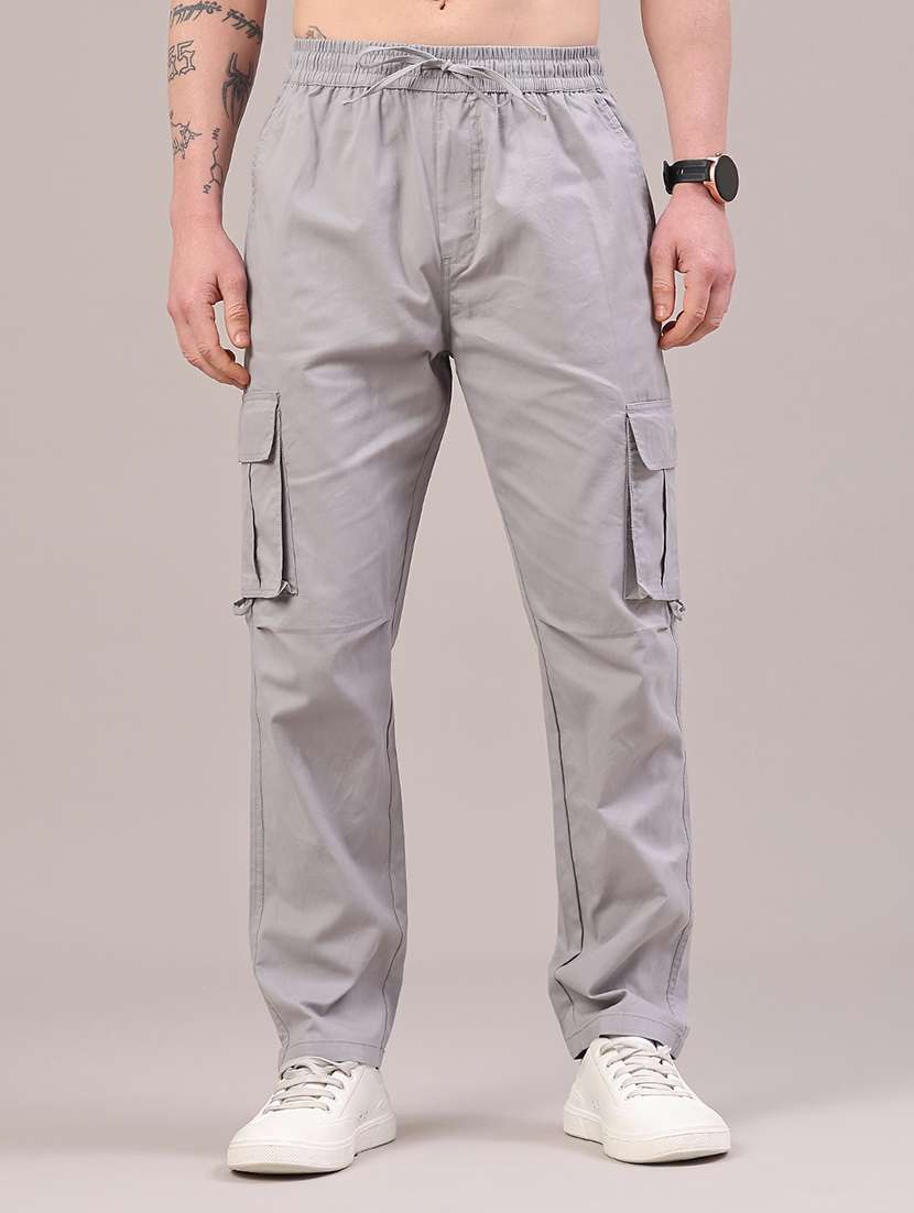 men solid mid rise regular fit cargo 