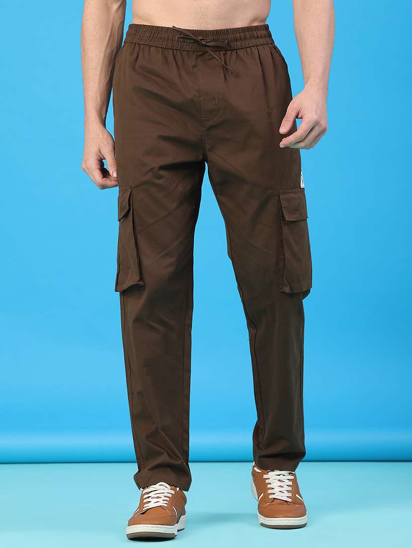 men solid mid rise regular fit cargo