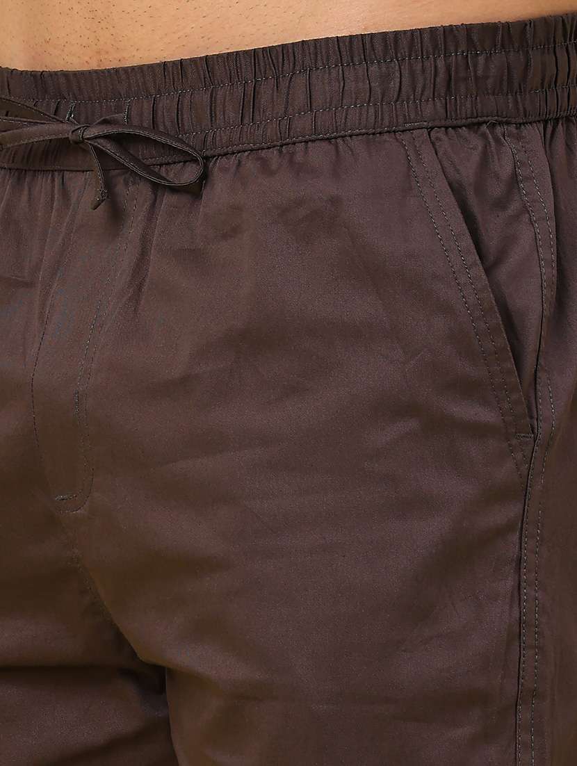 men solid mid rise regular fit cargo  - 22175857 -  Standard Image - 5