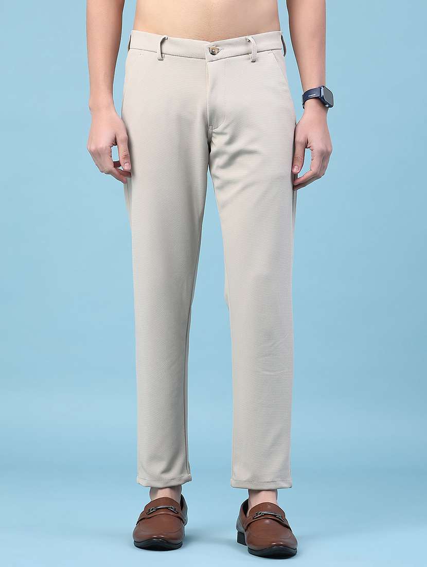 men solid mid rise chinos casual trouser