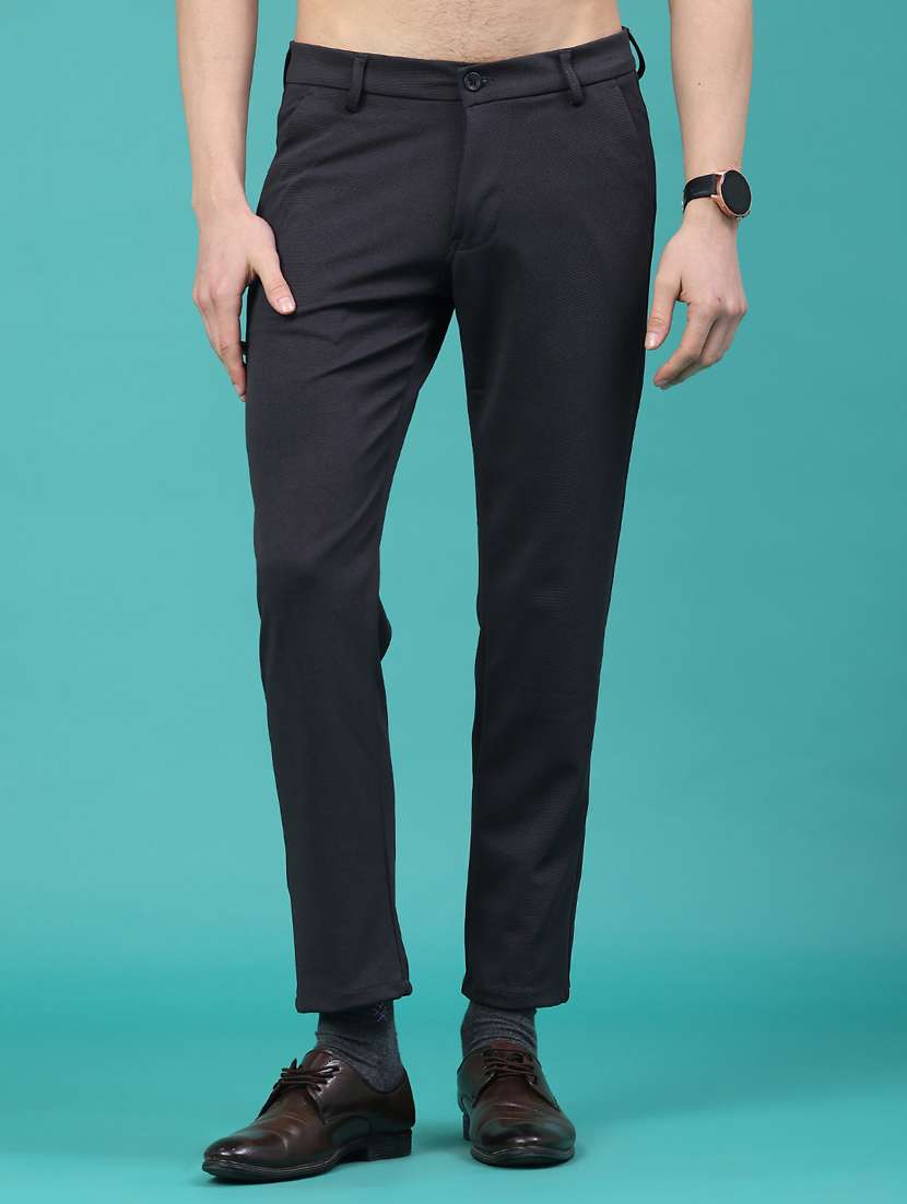 men solid mid rise chinos casual trouser