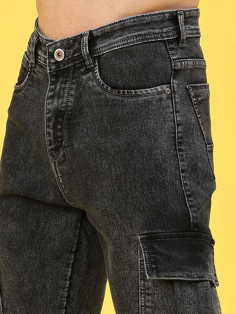men solid mid rise regular fit cargo - 22176201 -  Standard Image - 5