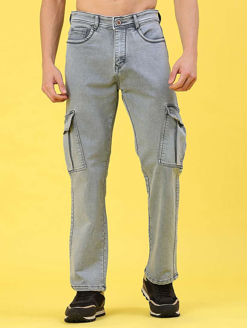 men solid mid rise regular fit cargo