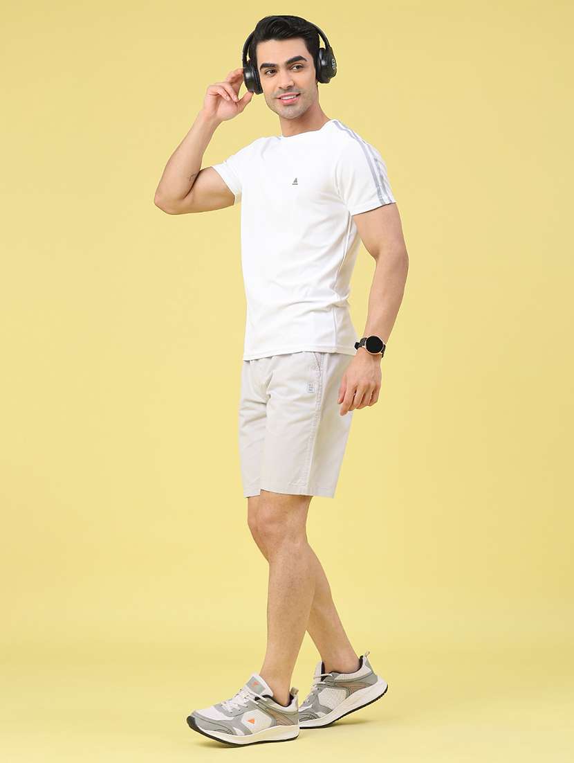 men solid mid rise regular fit shorts - 22176351 -  Standard Image - 5