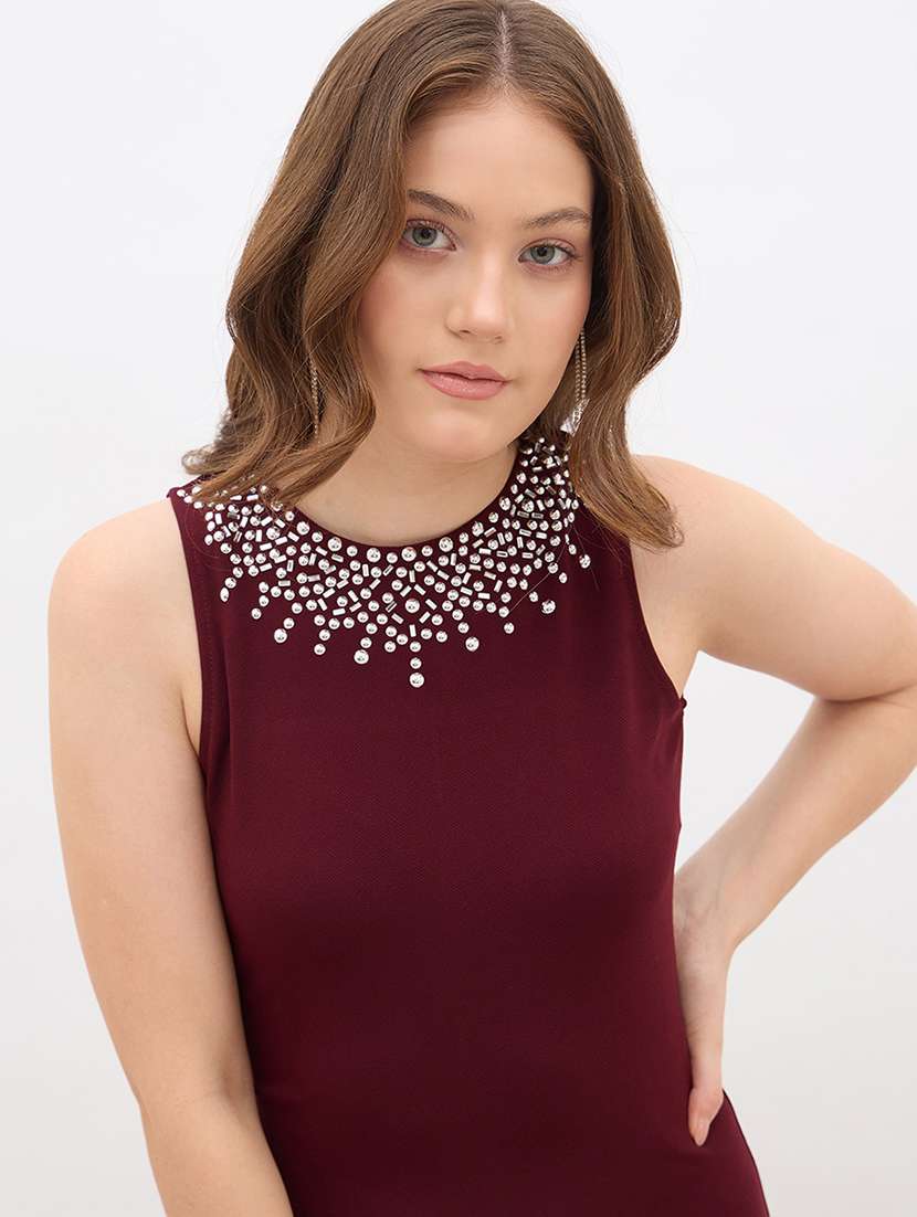 women embellished sleeveless sheath dress - 22176607 -  Standard Image - 3