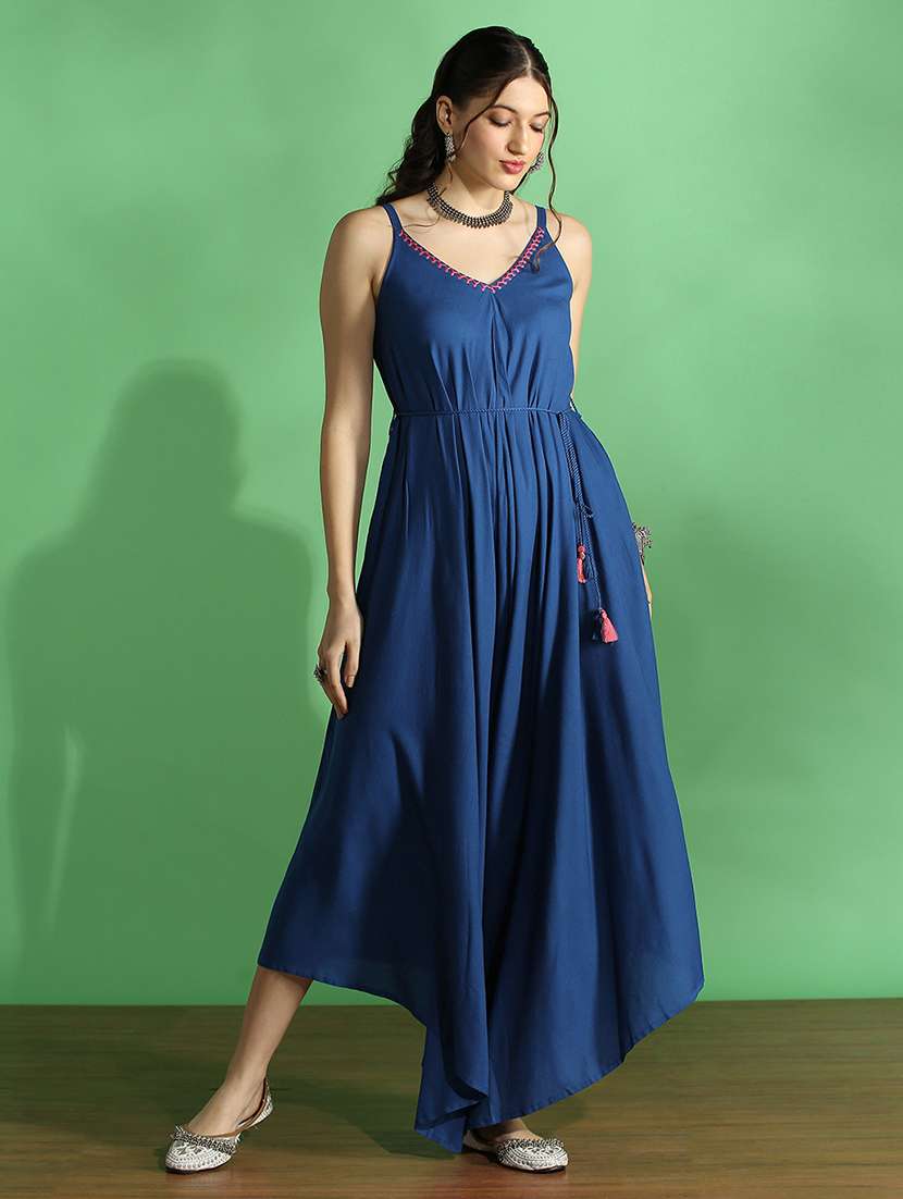 women solid shoulder strap jumpsuit